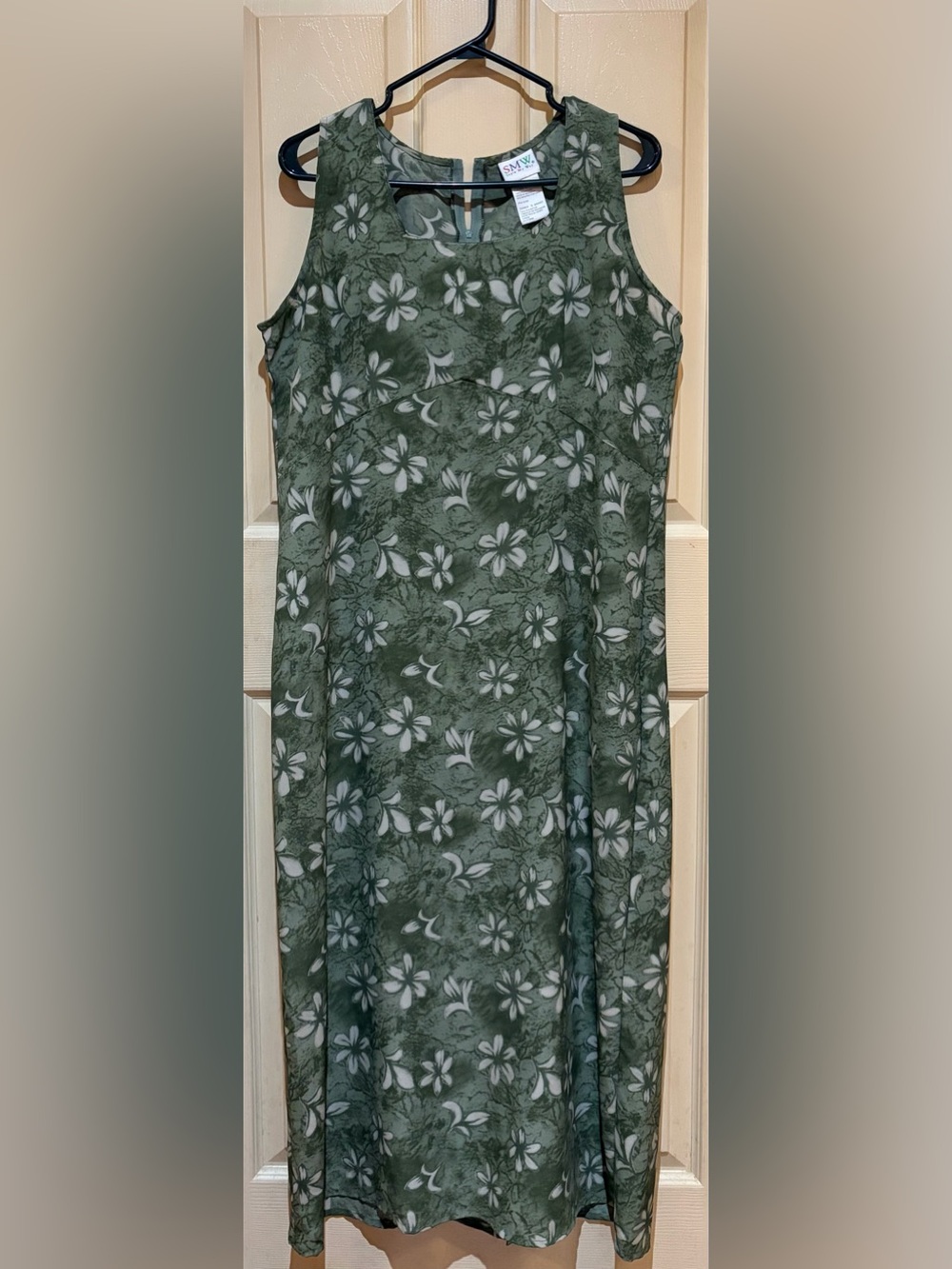 Green Floral Dress with White Blossoms, Size L